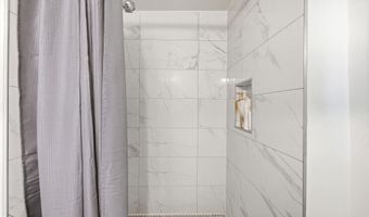 7810 KALORAMA Rd, Annandale, VA 22003