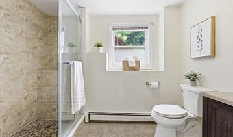 51 Hosmer St, Acton, MA 01720