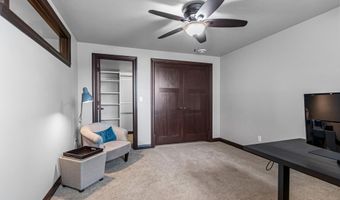 6600 N KUREY Dr, Appleton, WI 54913