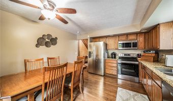4116 Polo Park Dr, Willoughby, OH 44094