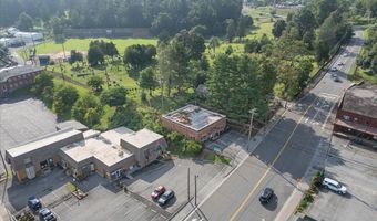 121 NW Russell Rd, Abingdon, VA 24210