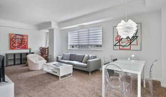 1211 S EADS St 810, Arlington, VA 22202