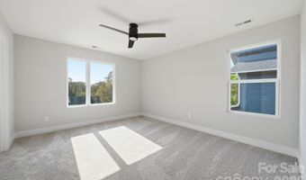 1433 Hilltop St, Albemarle, NC 28001