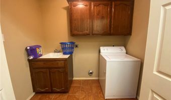905 Franco Dr, Alice, TX 78332