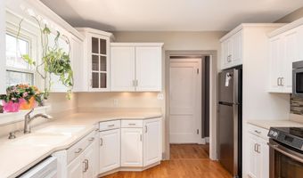 823 W Superior St, Alma, MI 48801