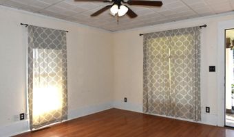 802 Locust St, Alva, OK 73717