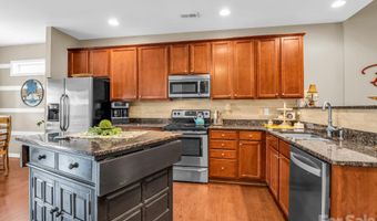 8 Mallard Run Dr, Arden, NC 28704
