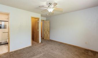 1231 Nicholas Ln, North Liberty, IA 52317