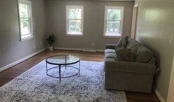 50 Wintergreen Ln, Cheshire, CT 06410