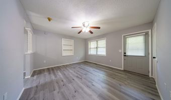 230 Kenneth St, Batesville, AR 72501