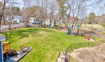 62 Hooksett Rd, Auburn, NH 03032