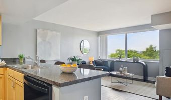 800 4TH St SW S717, Washington, DC 20024