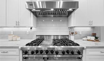 29 Soaring Bird Ct, Las Vegas, NV 89135