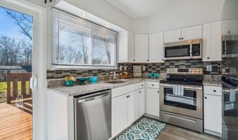 15807 PACIFIC Ct, Bowie, MD 20716