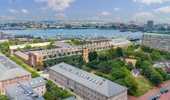 42 8th St 1411, Boston, MA 02129
