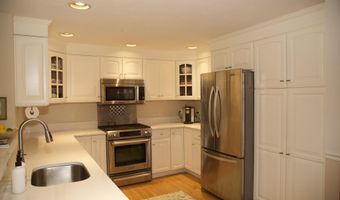 67 Spyglass Hill Rd, Barnstable, MA 02630