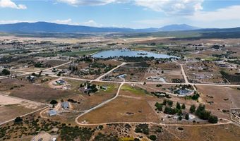 1040 Rolling Hills Dr, Aguanga, CA 92536