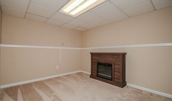 10015 Windjammer Trl, Aurora, OH 44202