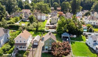 26 Liberty St, Andover, NJ 07801