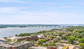 400 MADISON St 310, Alexandria, VA 22314