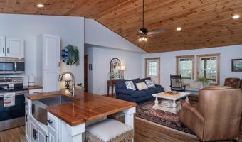 67 Hemlock Dr, Almond, NC 28702