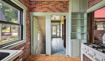 1427 Duss Ave, Ambridge, PA 15003