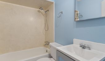 379 Greenwood Dr, Biloxi, MS 39531