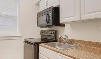 22 S OLD GLEBE Rd 2-D, Arlington, VA 22204