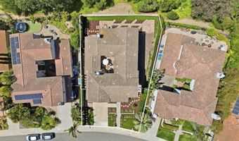 2904 Via Conquistador, Carlsbad, CA 92009