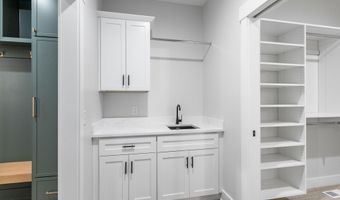 12607 76th Ave, Allendale, MI 49401