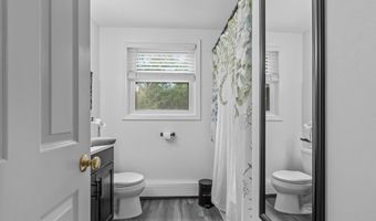 15 S Ridge Dr, Standish, ME 04084