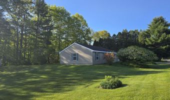 83 Clover Ln, Auburn, ME 04210