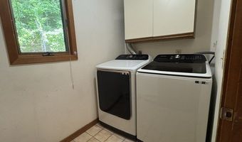 63 N Mountain Rd, Brookfield, CT 06804