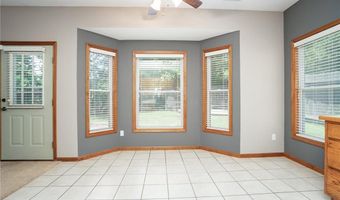 214 Hillside Dr, Baldwin City, KS 66006