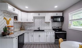 168 Berry Dr, Athens, GA 30601