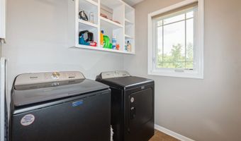 222 NW Abbie Dr, Ankeny, IA 50023