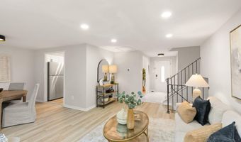5141 BRADFIELD Dr, Annandale, VA 22003