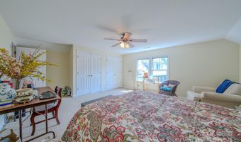 8 Creekside Way, Asheville, NC 28804