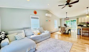 40 Ellis Ct, Bangor, ME 04401