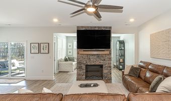 1528 Salters Ln, Aberdeen, NC 28315