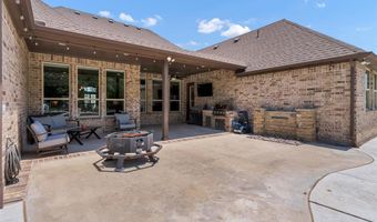 105 Parc Oaks Dr, Aledo, TX 76008