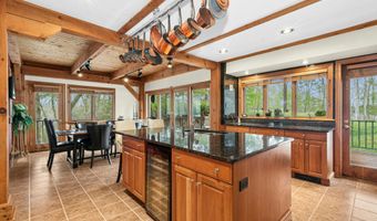 9- A Obtuse Rocks Rd, Brookfield, CT 06804