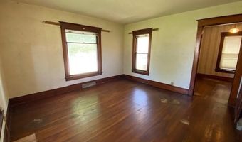319 N 10th St, Atchison, KS 66002