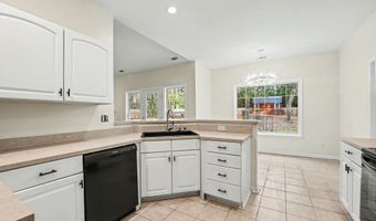 20 Sea Gull Dr, Beaufort, SC 29907