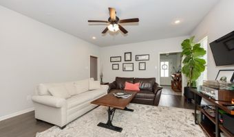1025 Shadow Bluff Dr, Baton Rouge, LA 70820