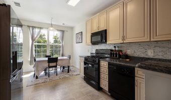43890 HICKORY CORNER Ter 103, Ashburn, VA 20147
