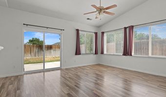 280 Fallen Leaf Ln, Fernley, NV 89408