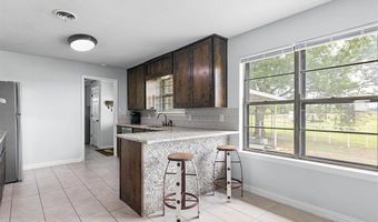 1411 Parker Dairy Rd, Alvord, TX 76225