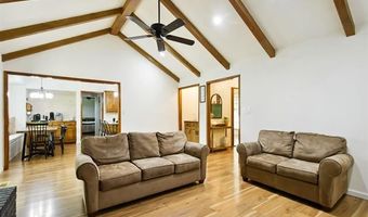 2208 Hickory Dr, Ardmore, OK 73401