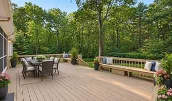 32 Thayer Farm Rd, Attleboro, MA 02703